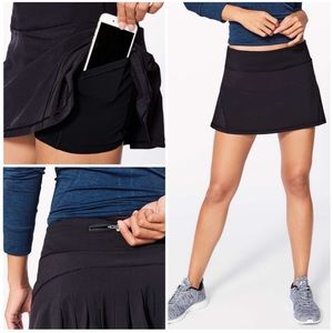 Lululemon Circuit Breaker Skirt II Black SIZE 6